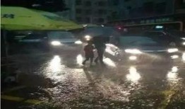 狂风暴雨爆料视频大全,震撼爆料视频大全