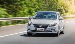 美嘉欣新车爆料视频播放